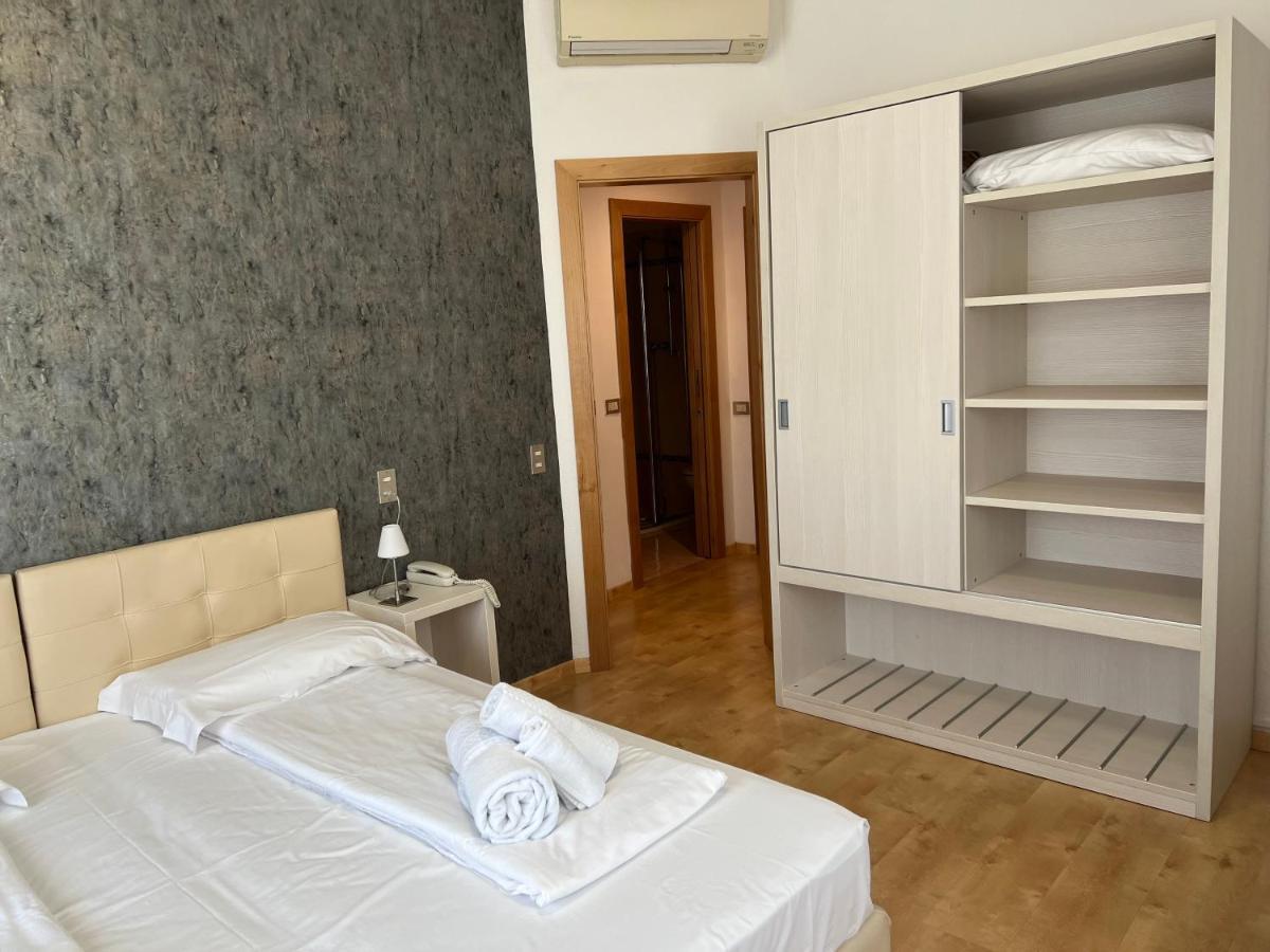 Albergo San Remo Malcesine Extérieur photo